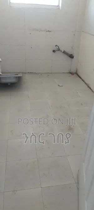 Furnished 3bdrm Condo in Bole Arabsa, Yeka for sale