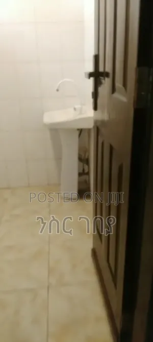 Furnished 3bdrm Condo in Bole Arabsa, Yeka for sale