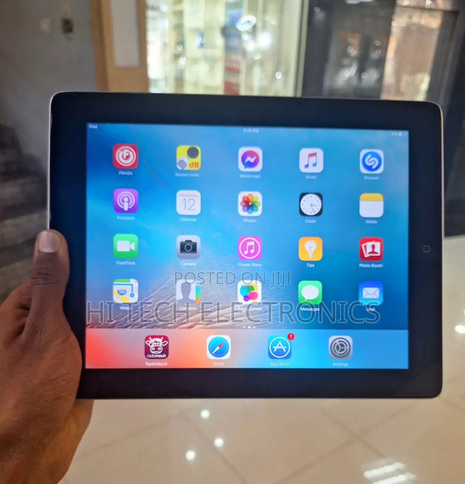 New Apple iPad 10.2 (2021) 64 GB Silver