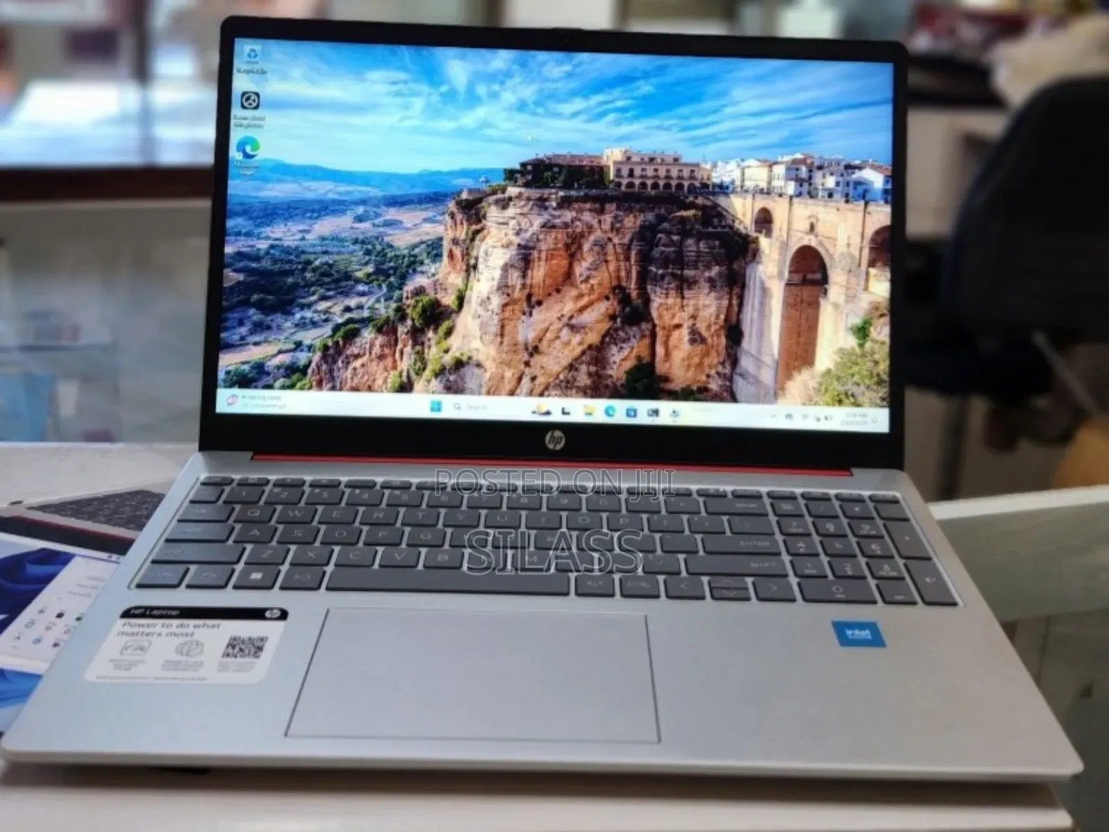 New Laptop HP Stream Notebook 4GB Intel Pentium SSD 128GB