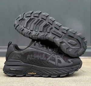 Sketchers Max Protect Uno Lite Trainer Sneaker Shoes for Men