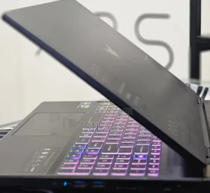 New Laptop Acer Predator Helios Neo 16 24GB Intel Core I7 SSD 1T