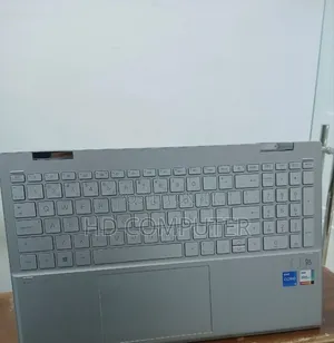 New Laptop HP Pavilion 13 X360 8GB Intel Core I5 SSD 512GB