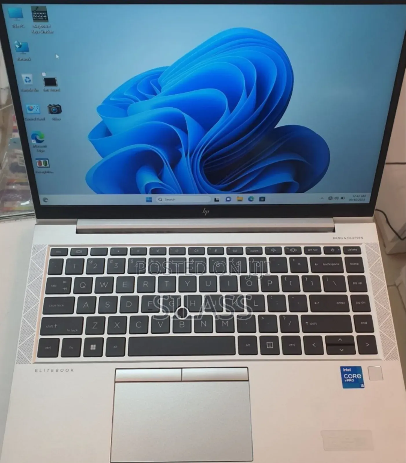 New Laptop HP EliteBook 840 G8 16GB Intel Core I5 SSD 512GB
