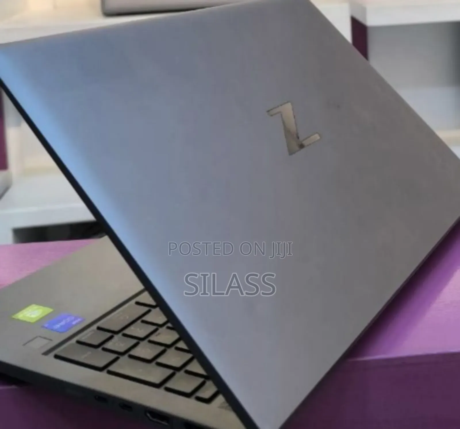 New Laptop HP ZBook Firefly 15 G7 16GB Intel Core I7 SSD 512GB