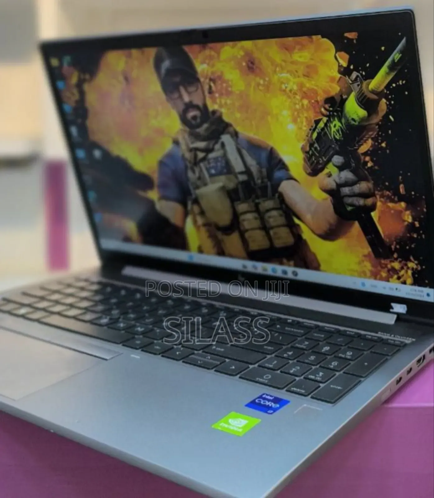 New Laptop HP ZBook Firefly 15 G7 16GB Intel Core I7 SSD 512GB