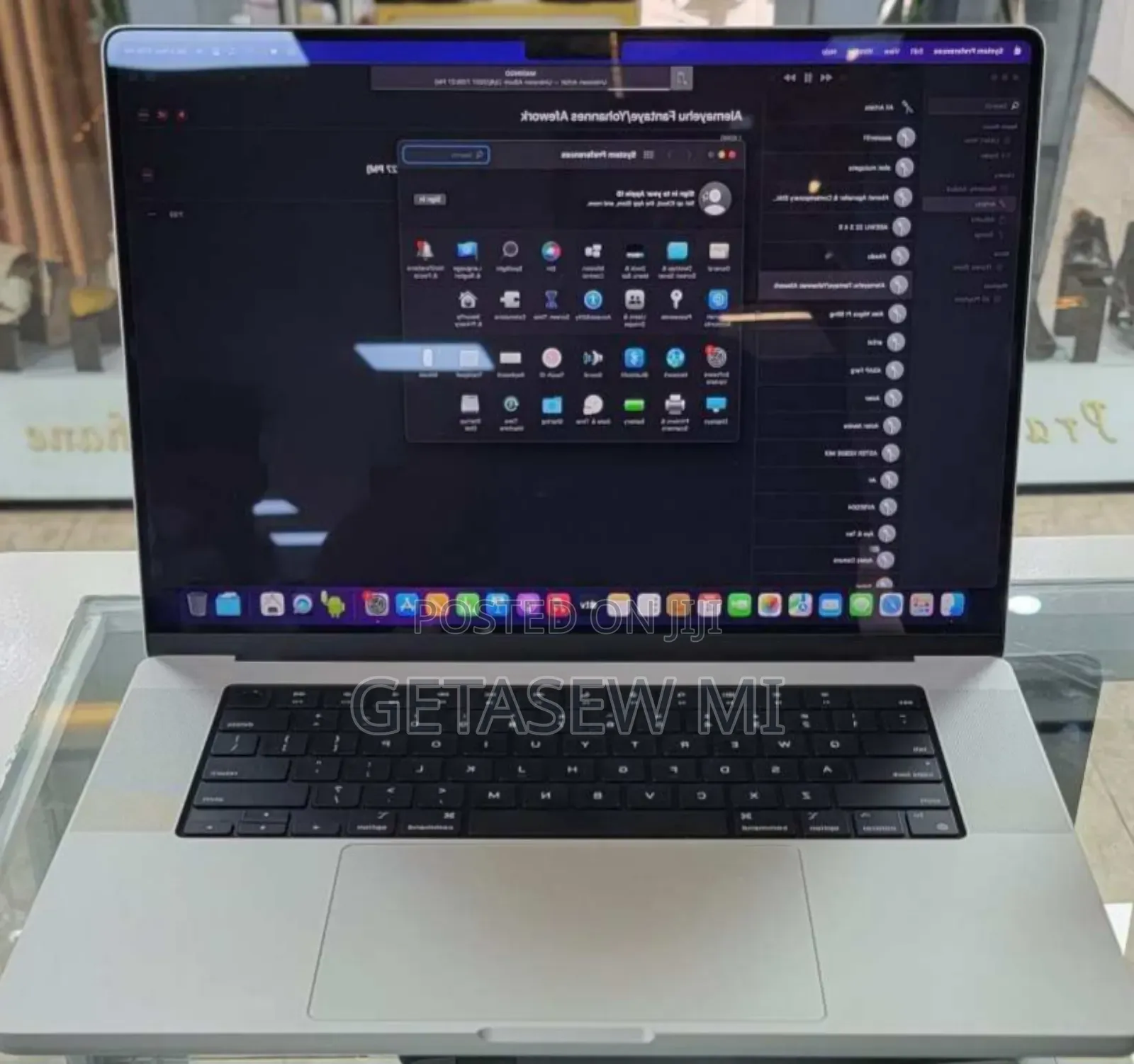 New Laptop Apple MacBook Pro 2021 M1 16GB Apple M1 Pro SSD 512GB