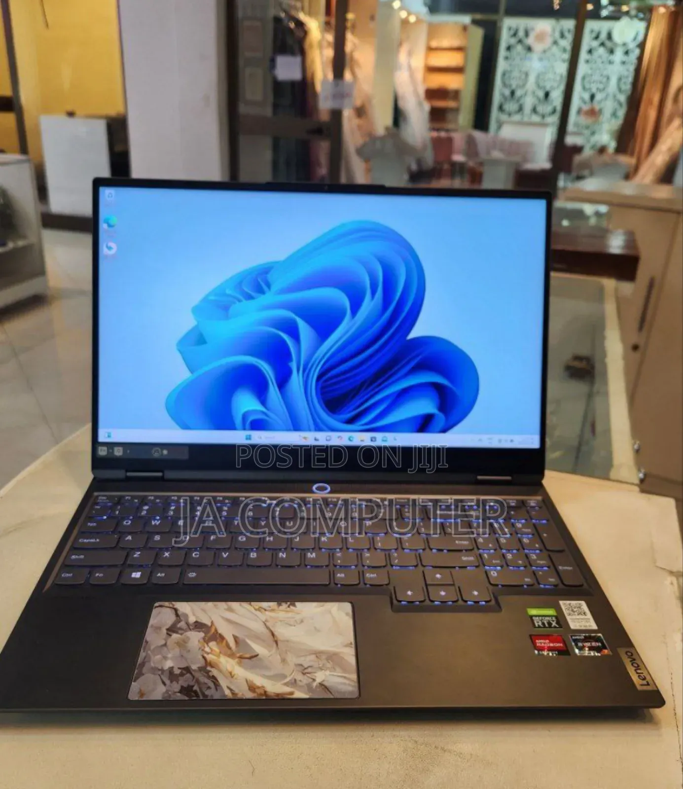 New Laptop Lenovo Legion 5 16GB AMD Ryzen 7 SSD 512GB