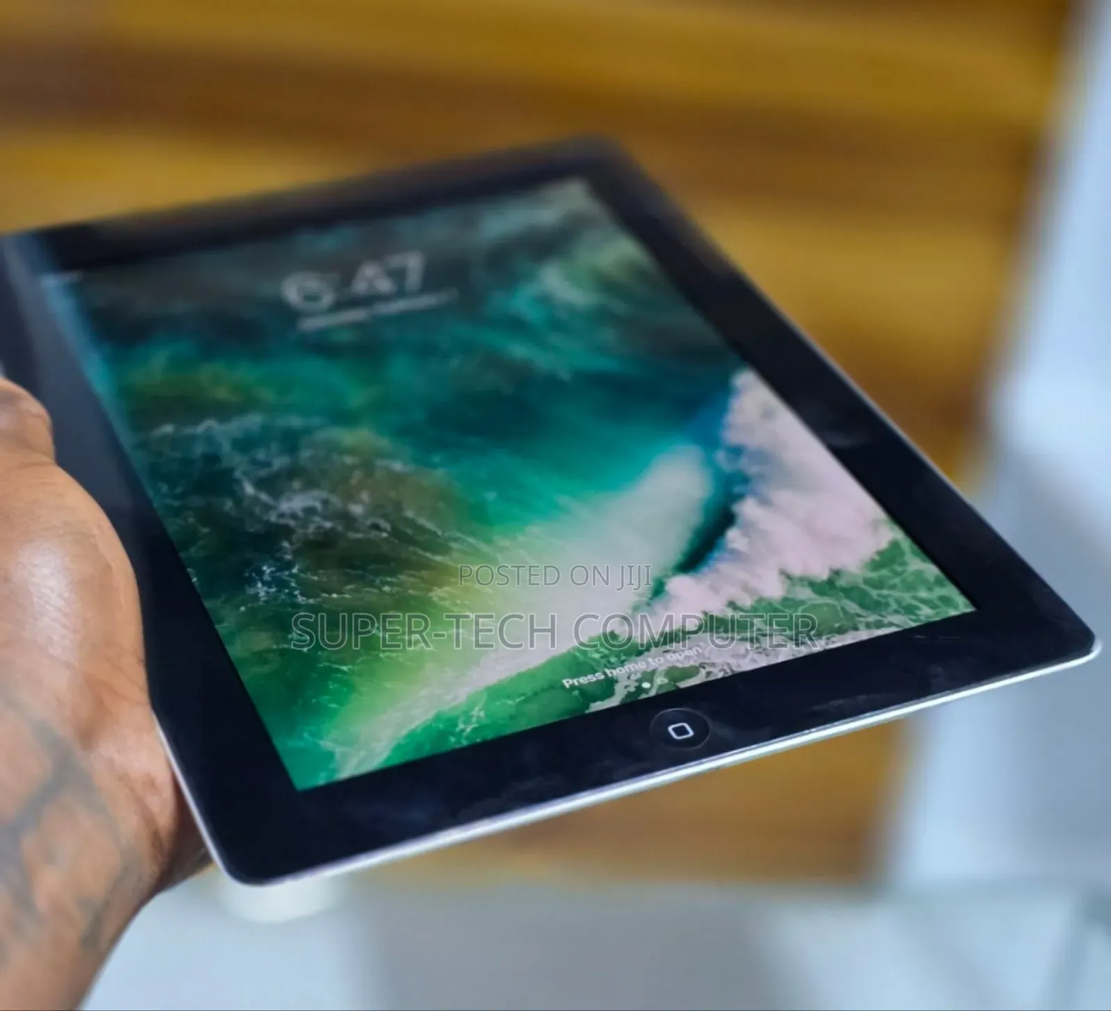 New Apple iPad 2 CDMA 16 GB