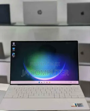 New Laptop Dell XPS 13 16GB Intel Core I7 SSD 1T