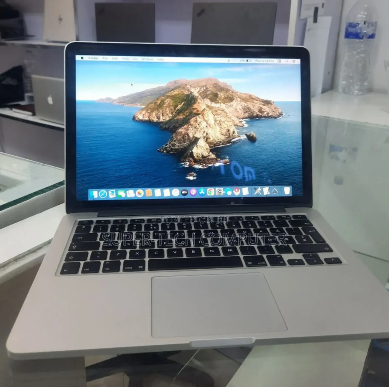 New Laptop Apple MacBook Pro 2015 8GB Intel Core I5 SSD 128GB