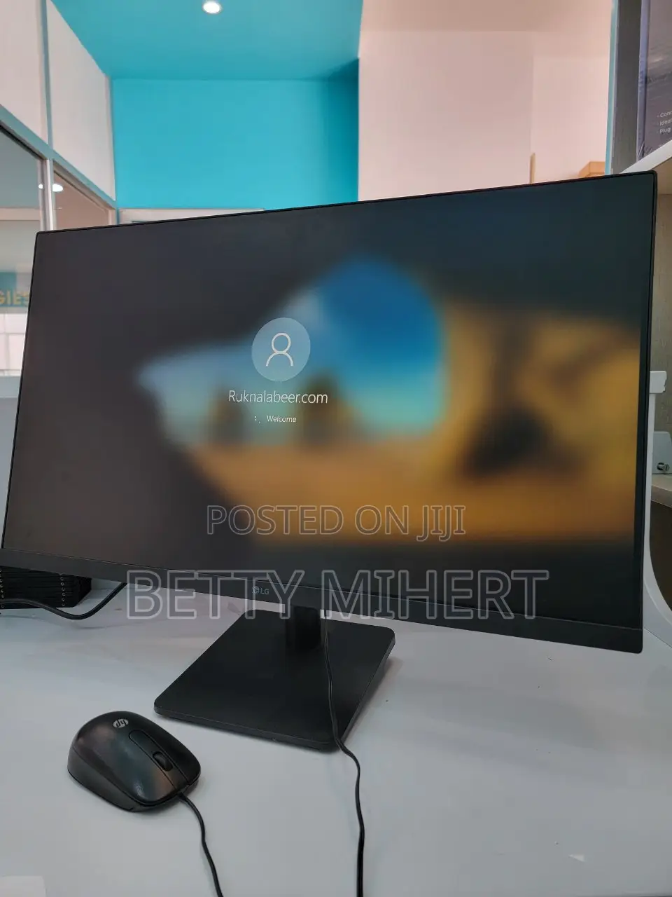 LG New Frameless 27inch Monitor