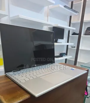 New Laptop HP Pavilion 15 8GB Intel Core I5 SSD 512GB