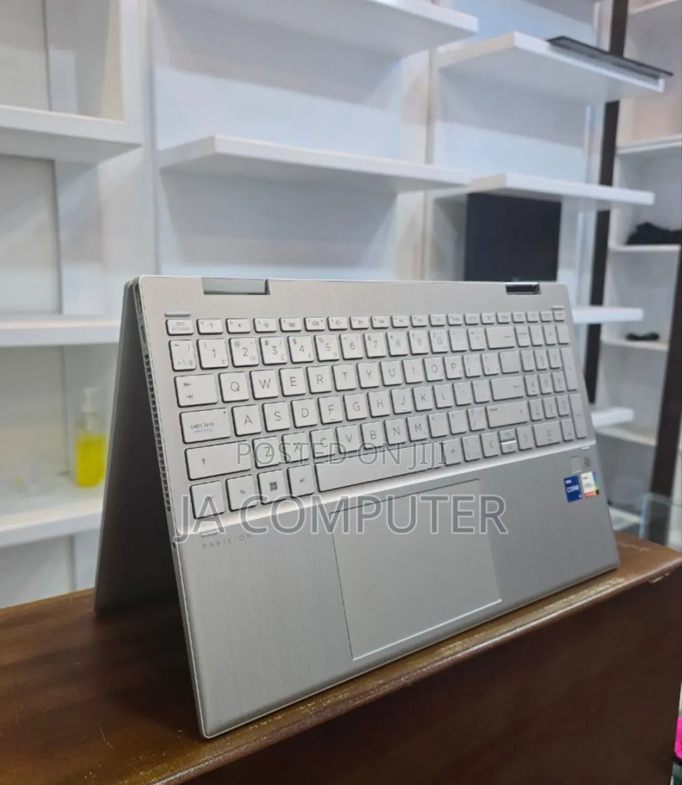 New Laptop HP Pavilion 15 8GB Intel Core I5 SSD 512GB