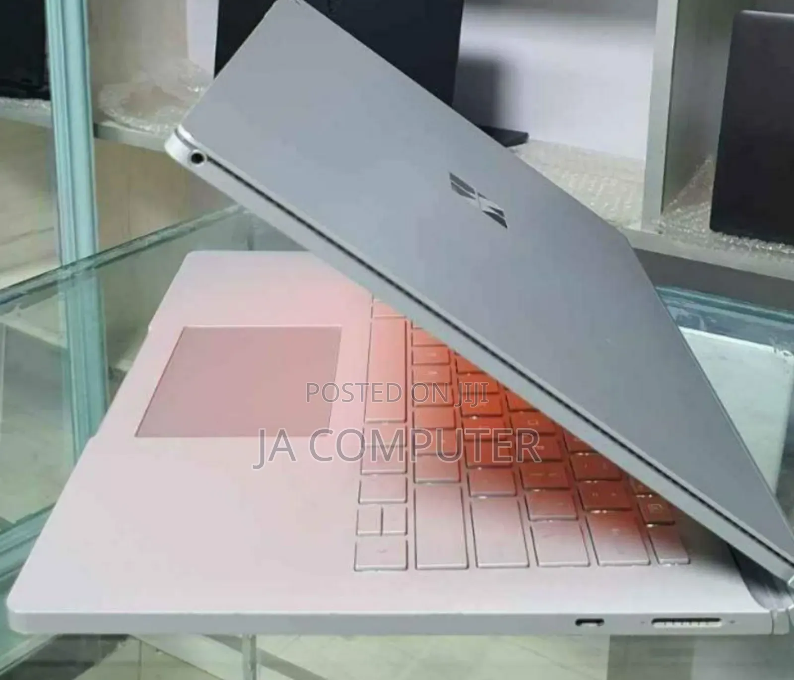 New Laptop Microsoft Surface Book 3 16GB Intel Core I7 SSD 256GB