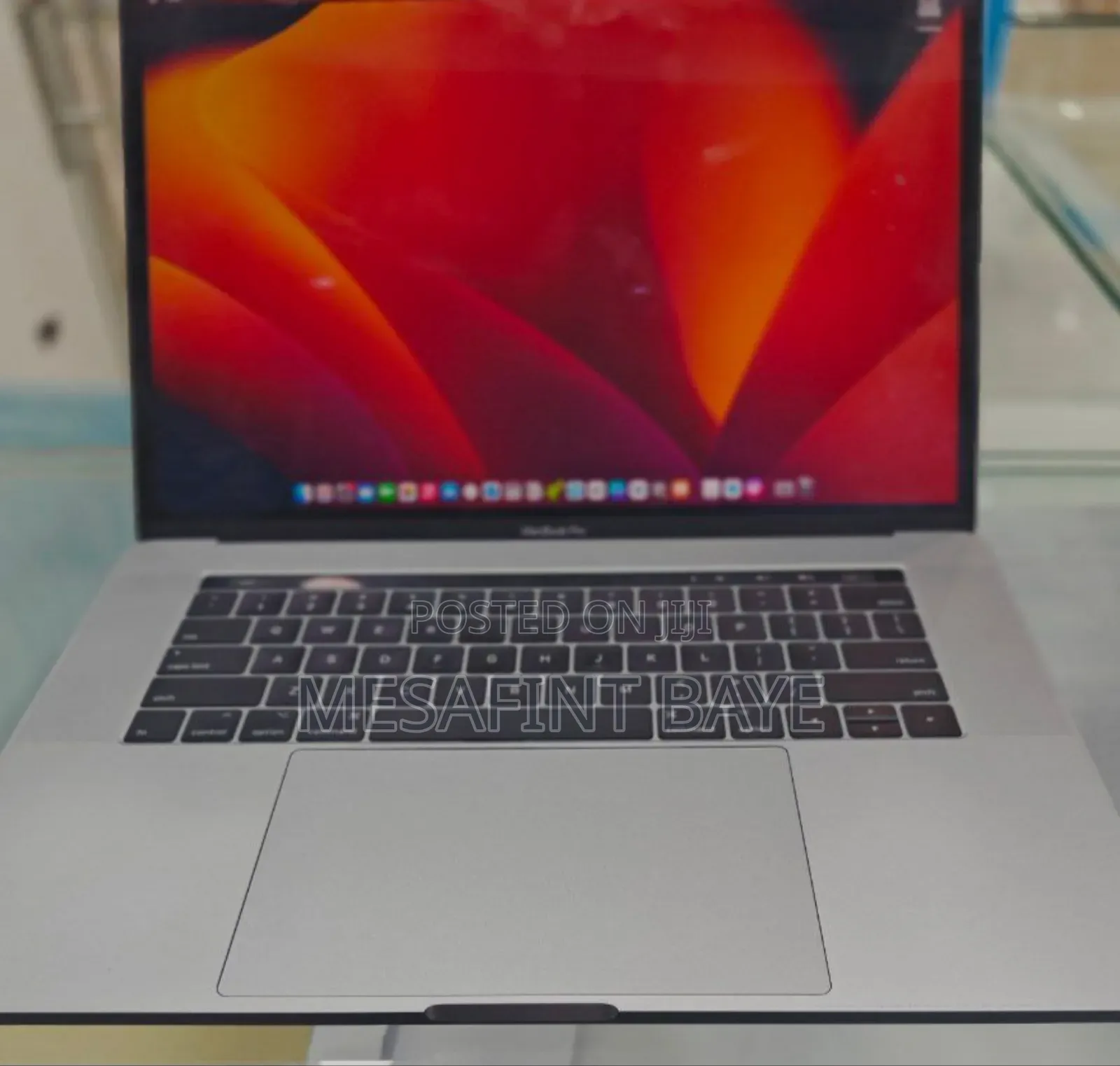 New Laptop Apple MacBook Pro 2017 16GB Intel Core I7 SSD 1T