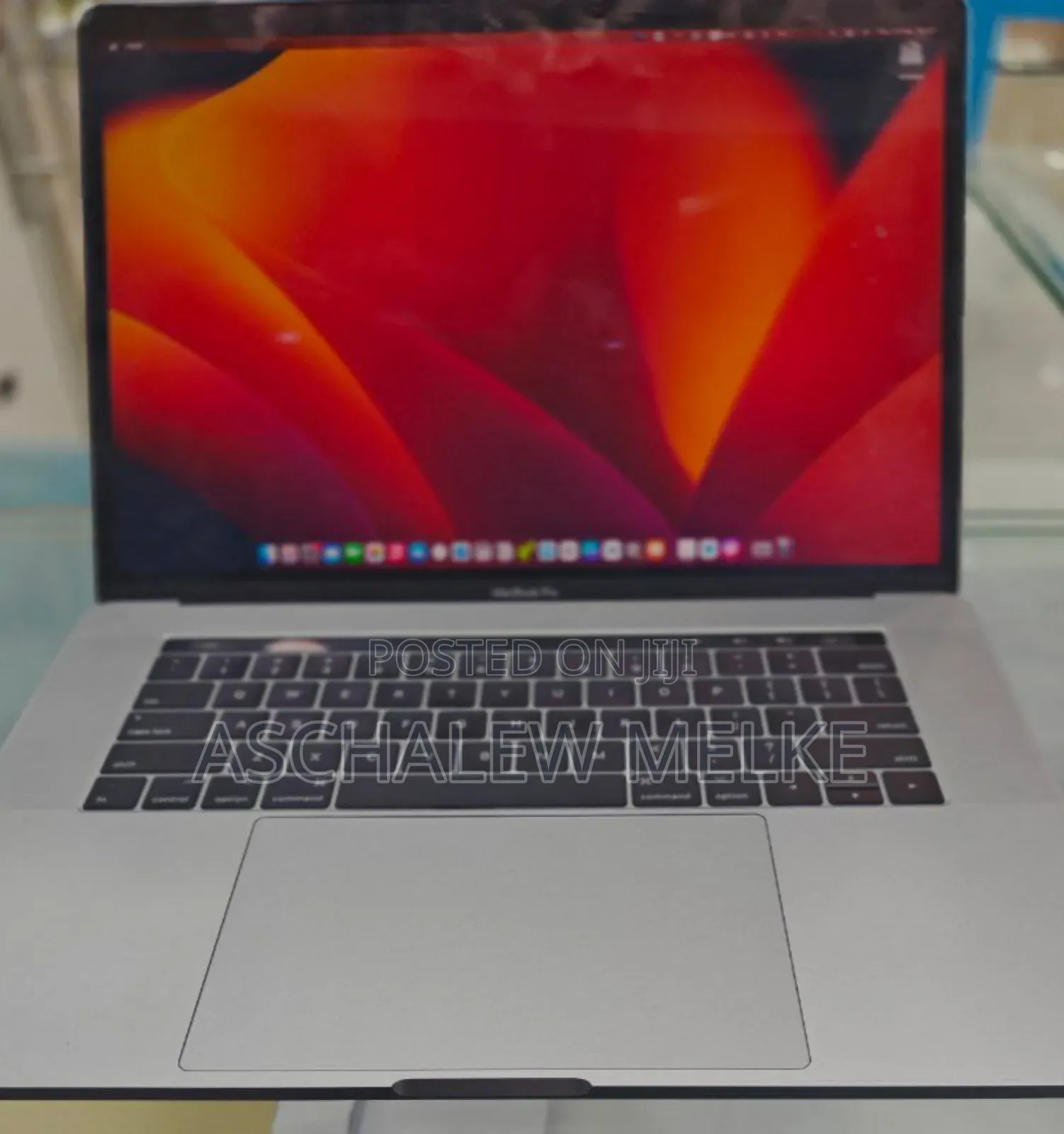 New Laptop Apple MacBook Pro 2017 16GB Intel Core I7 SSD 1T