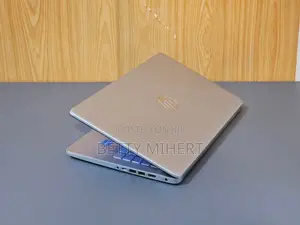 New Laptop HP 14-Dq2031tg 8GB Intel Core I3 SSD 256GB