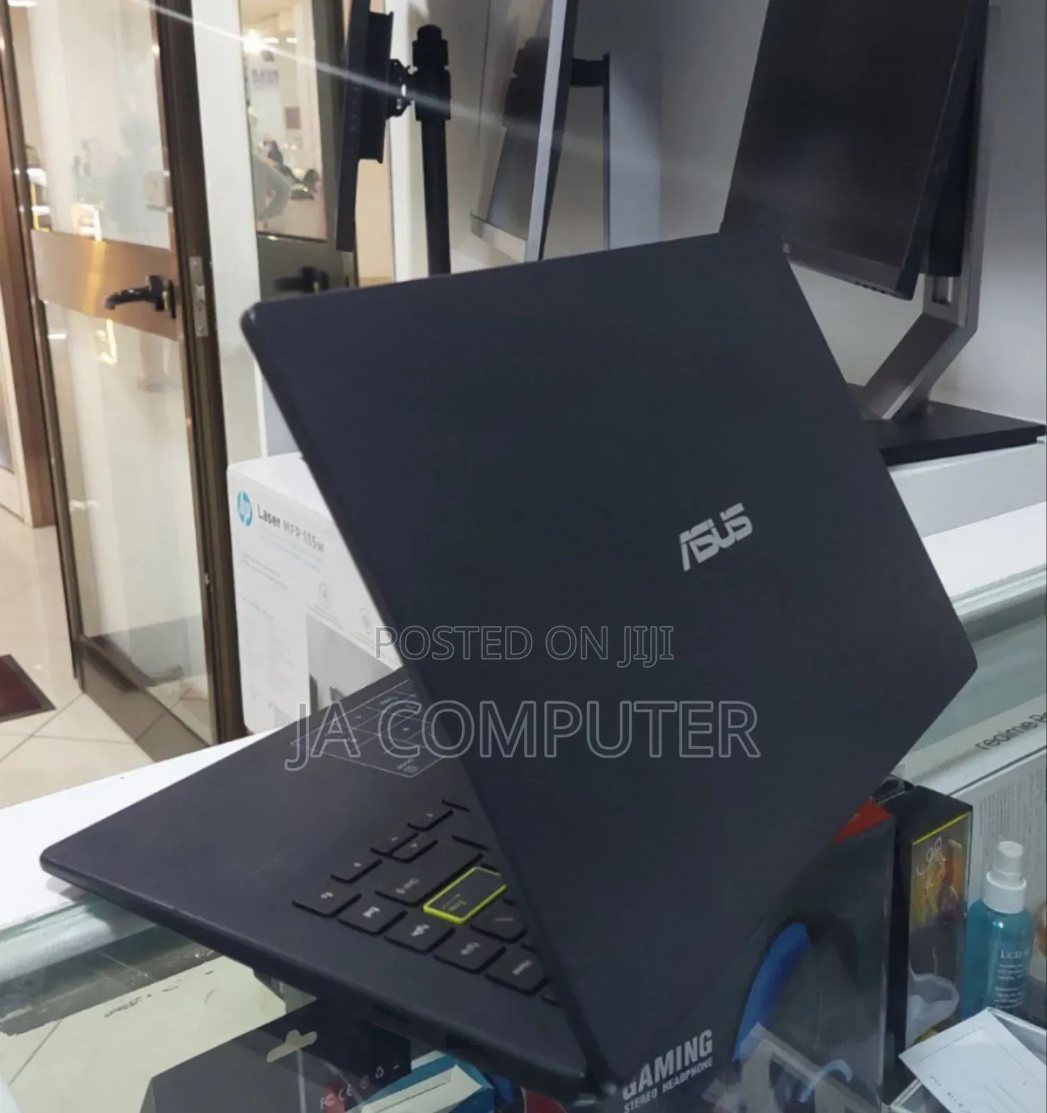 New Laptop Asus VivoBook 15 X505BA 4GB Intel Celeron SSD 128GB