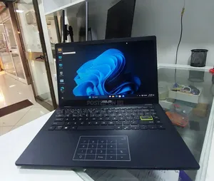 New Laptop Asus VivoBook S301LP 4GB Intel Core 2 Quad SSD 128GB