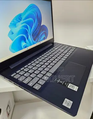 Laptop Lenovo Ideapad 3 8GB Intel Core I5 HDD 1T