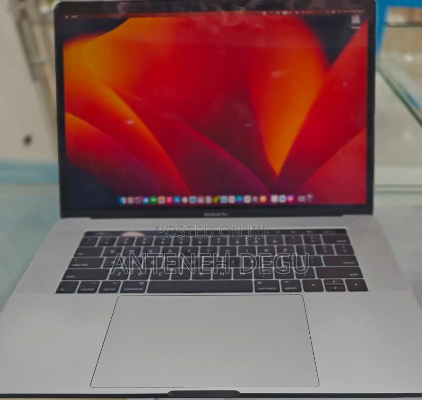 New Laptop Apple MacBook Pro 2017 16GB Intel Core I7 SSD 1T