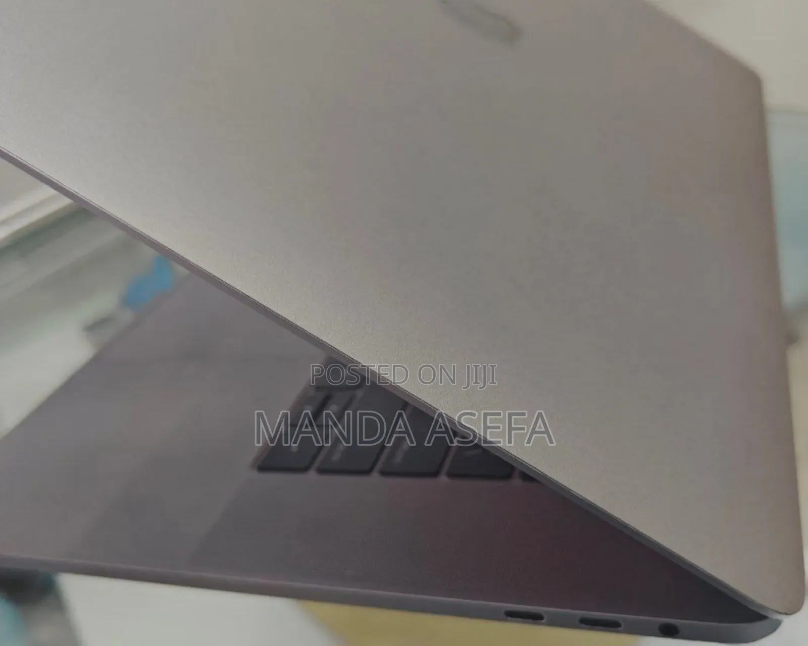 New Laptop Apple MacBook Pro 2017 16GB Intel Core I7 SSD 1T