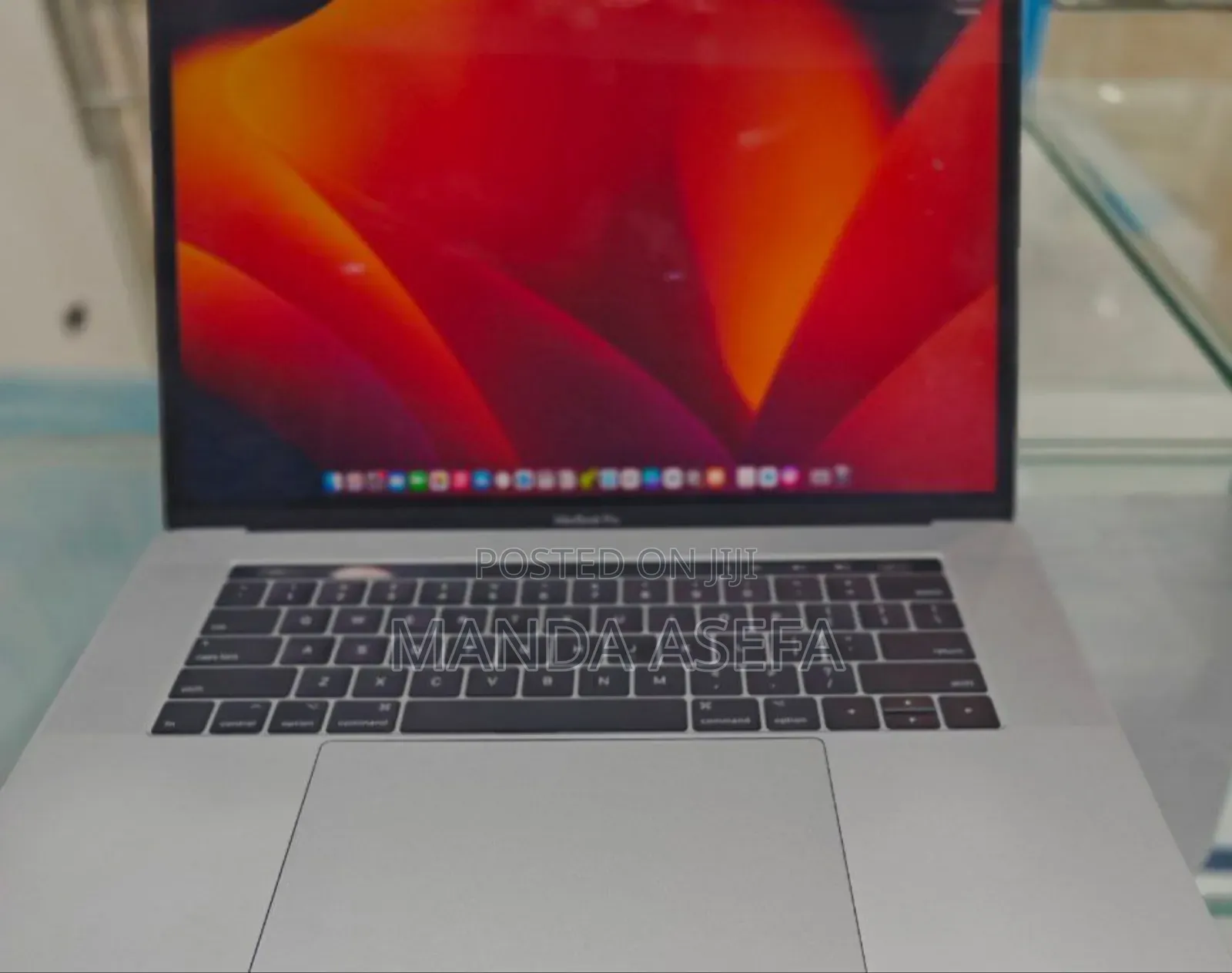 New Laptop Apple MacBook Pro 2017 16GB Intel Core I7 SSD 1T