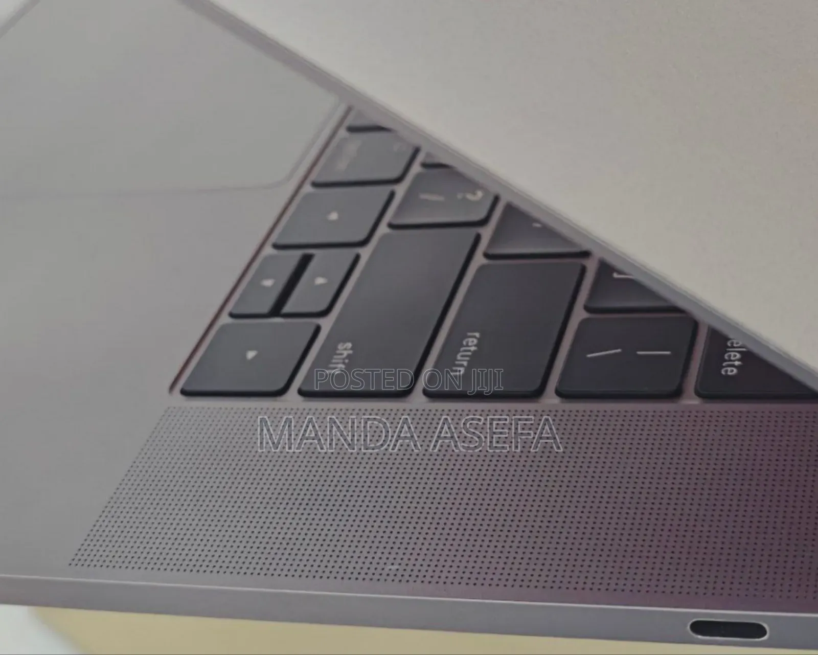 New Laptop Apple MacBook Pro 2017 16GB Intel Core I7 SSD 1T