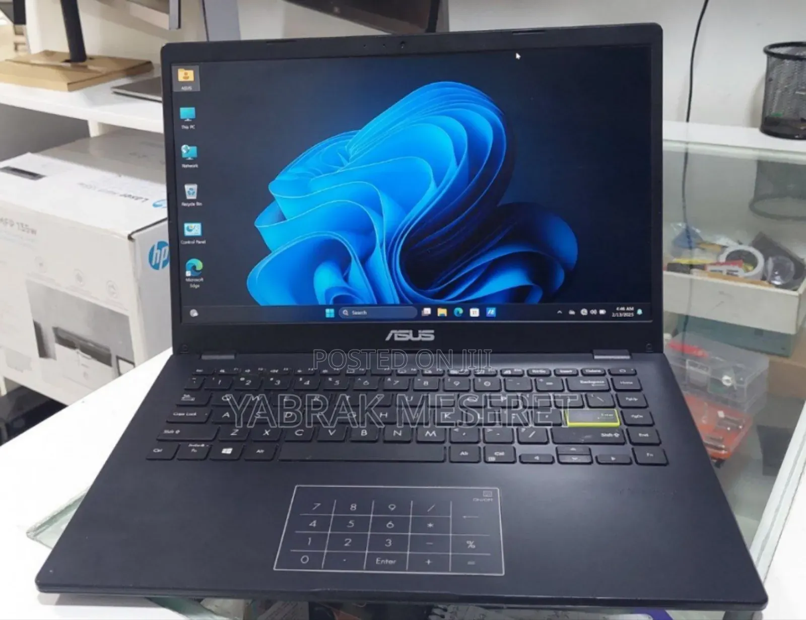 New Laptop Asus Vivobook 16 4GB Intel Xeon SSD 128GB