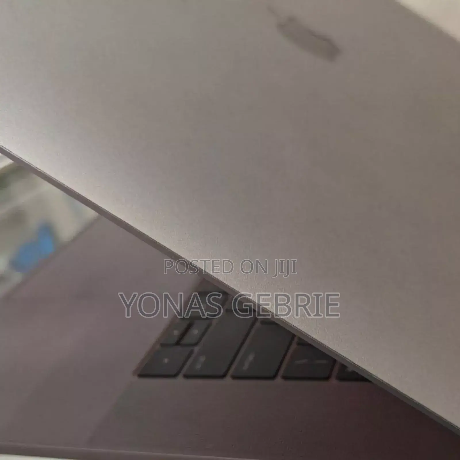 New Laptop Apple MacBook Pro 2017 16GB Intel Core I7 SSD 1T