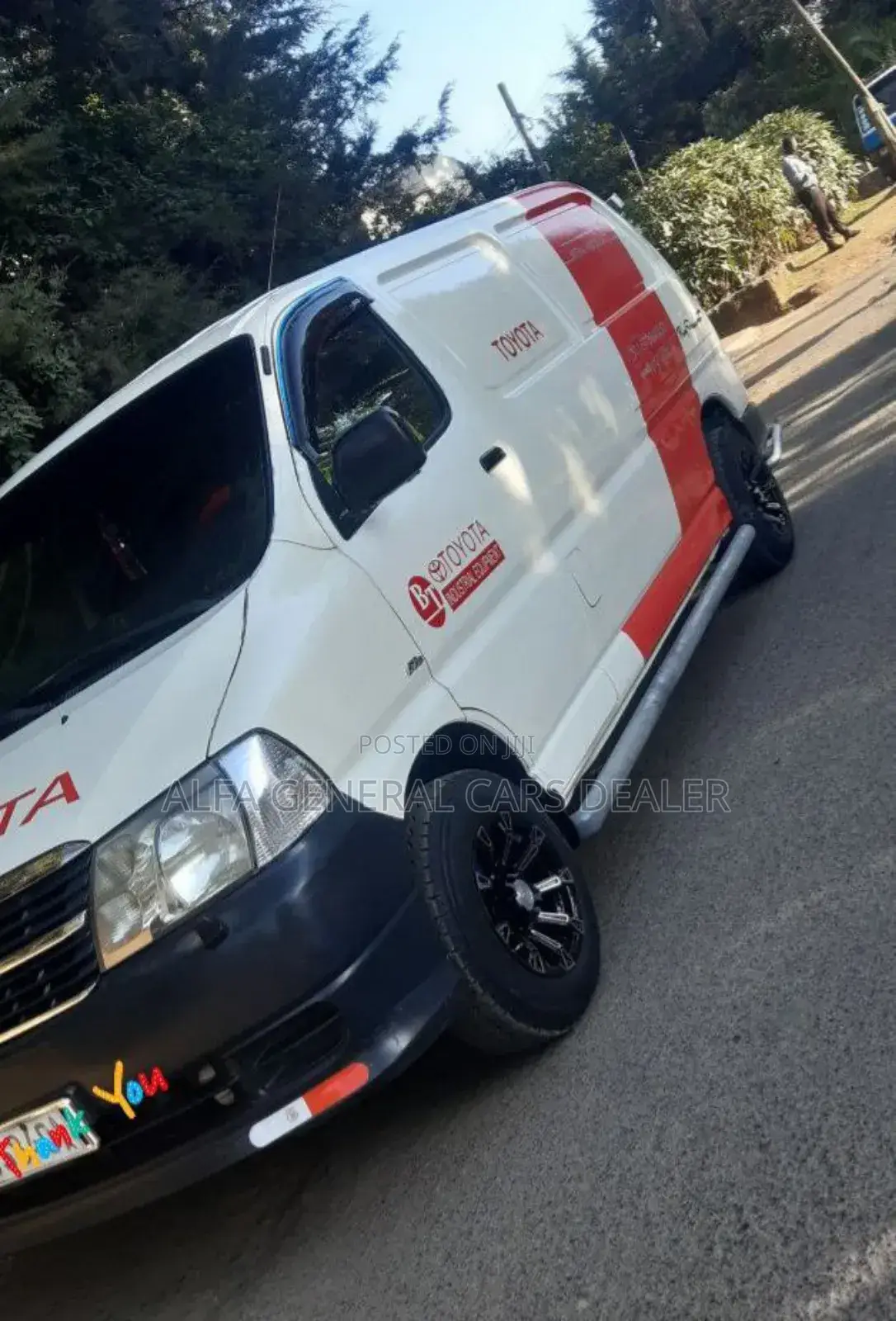 Toyota HiAce 2011 White