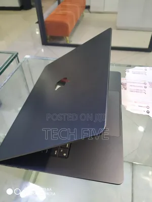 New Laptop Apple MacBook Air 2024 M3 15-Inch 8GB Apple M3 SSD 256GB