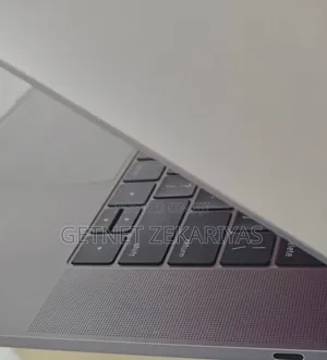 New Laptop Apple MacBook 2007 16GB Intel Core I7 SSD 1T