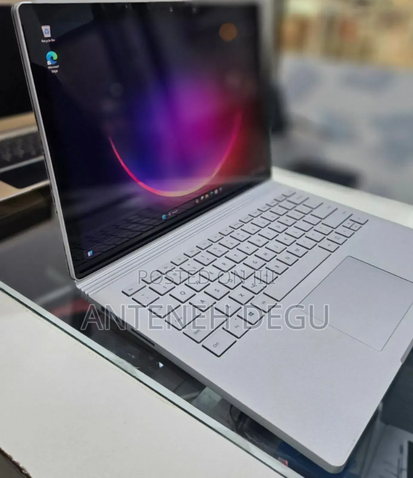 New Laptop Microsoft Surface Book 3 16GB Intel Core I7 SSD 256GB