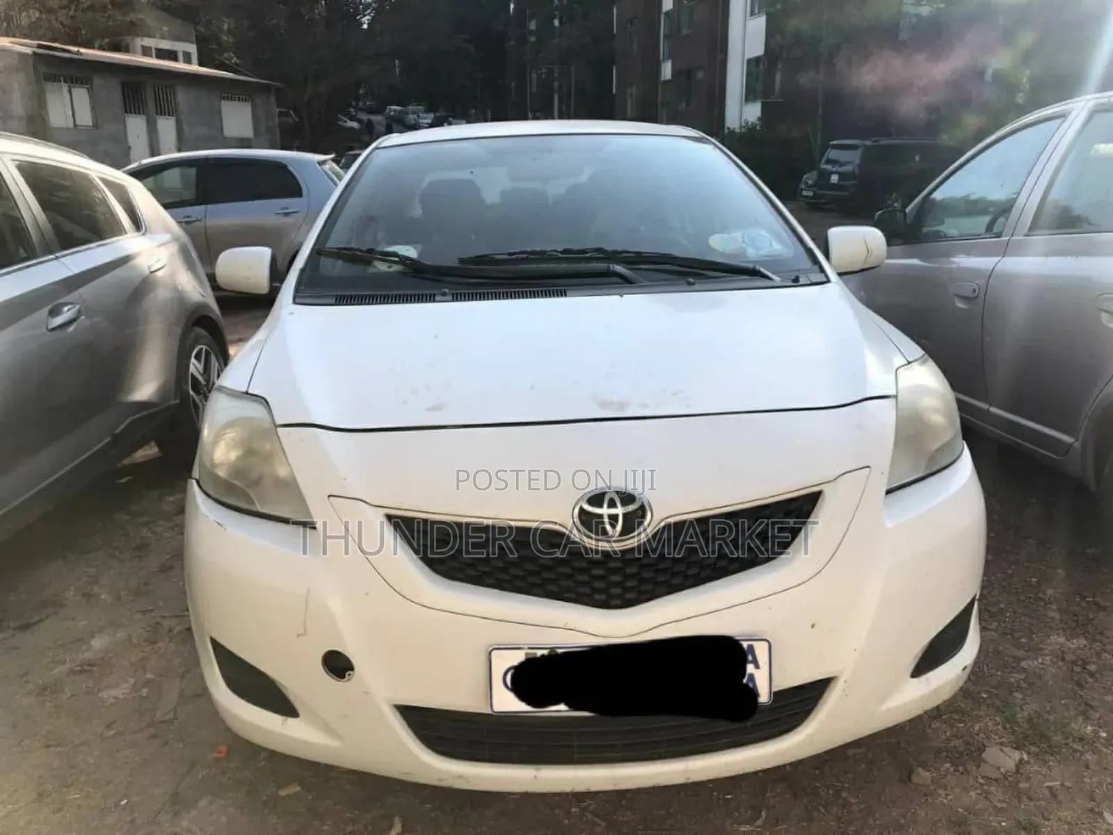 Toyota Yaris 2011 Ivory