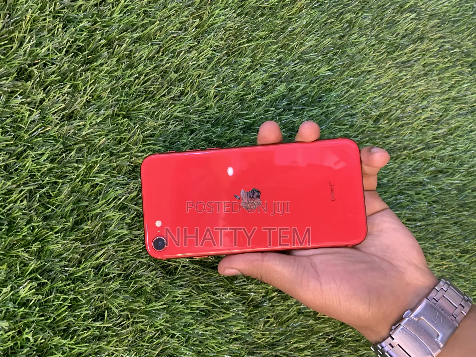 Apple iPhone SE (2020) 64 GB Red