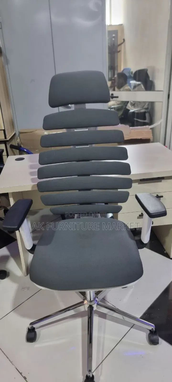 Modern Manager Chair