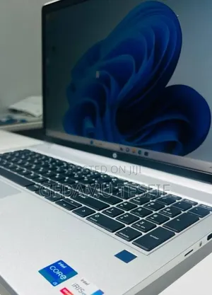 New Laptop HP 8GB Intel Core I5 SSD 512GB