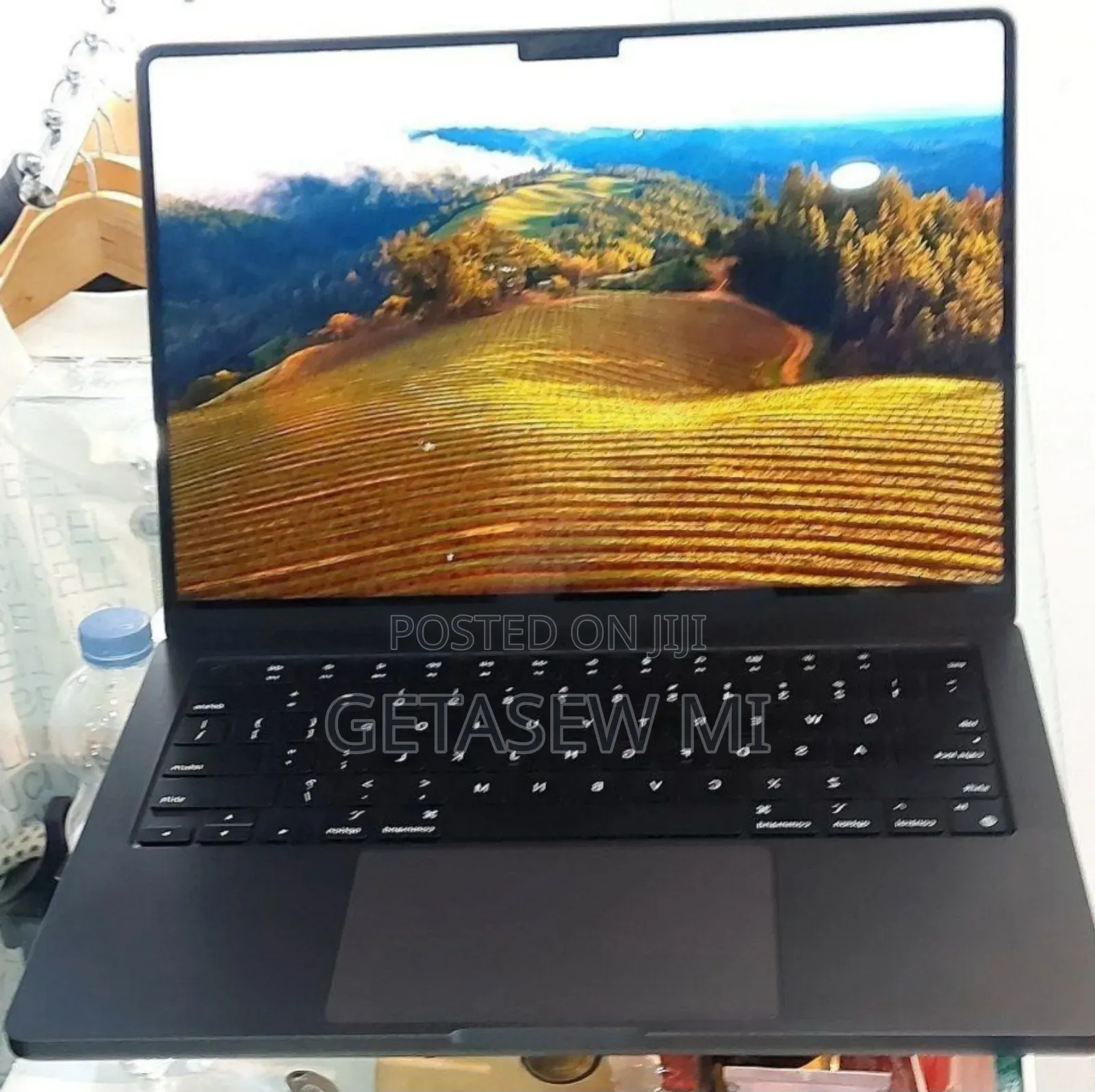 New Apple MacBook Pro 2023 M3 14-Inch 18GB Apple M3 Pro SSD 512GB