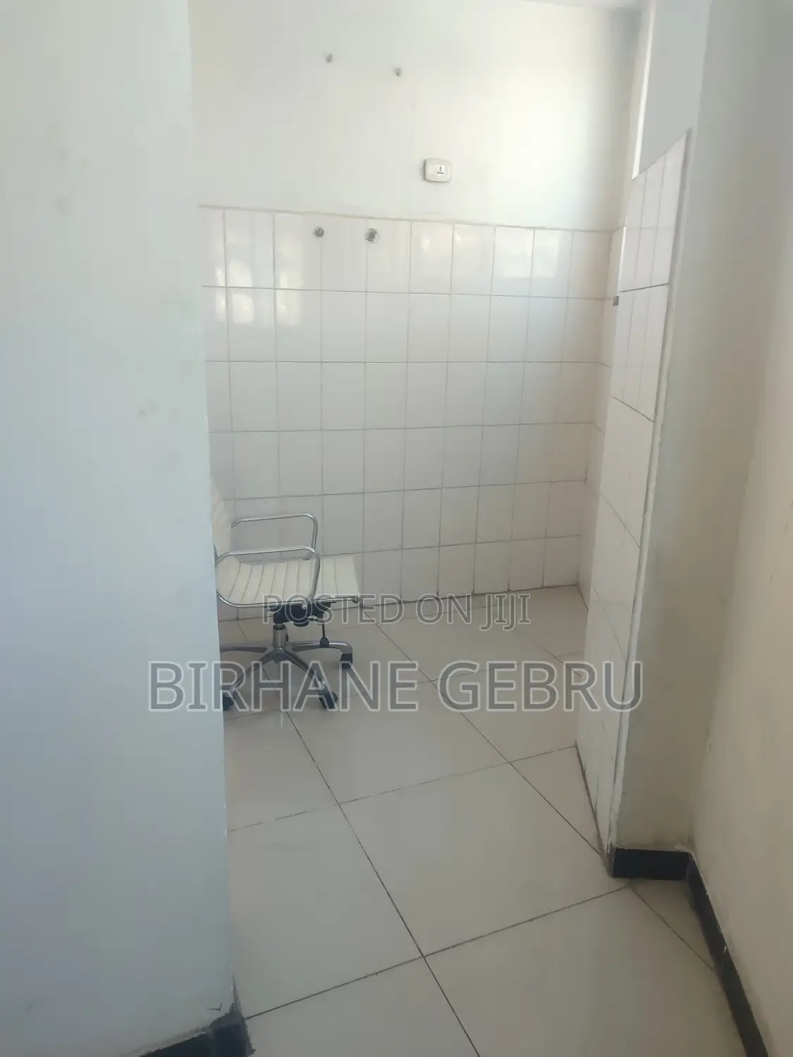 Apartiment Rent for Office