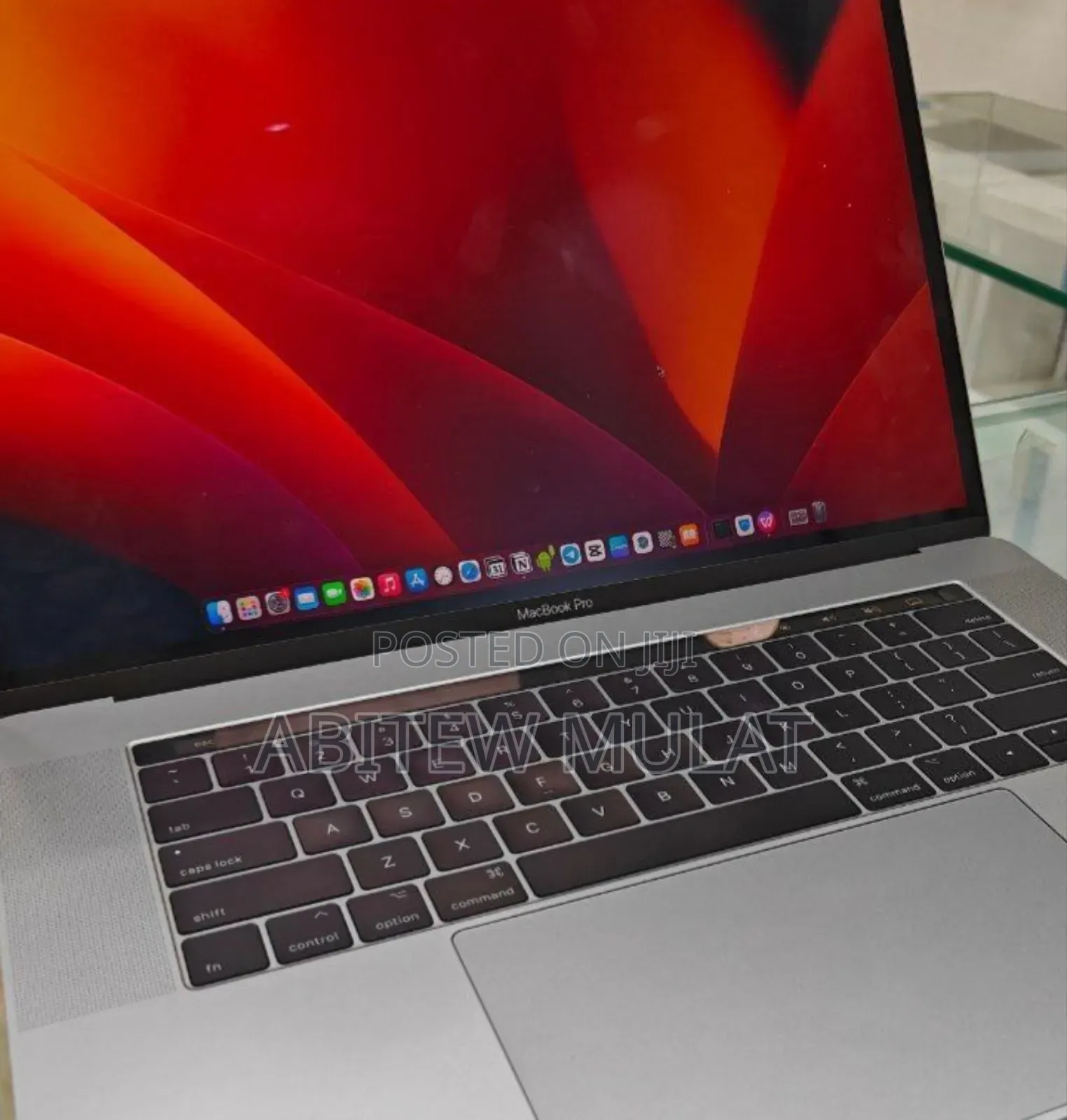 New Laptop Apple MacBook Pro 2017 16GB Intel Core I7 SSD 1T