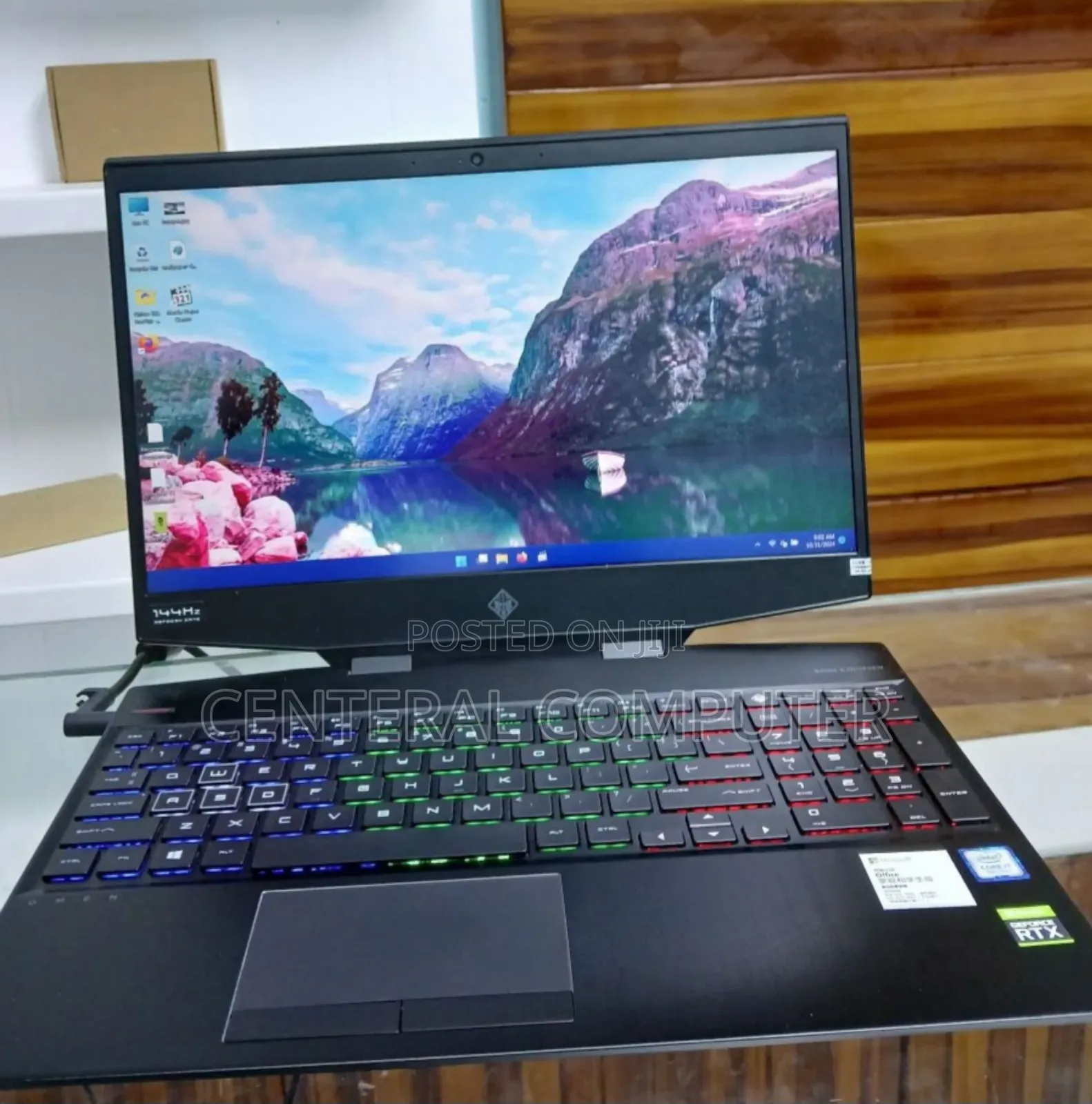 New Laptop HP Omen 17-An188nr 16GB Intel Core I7 SSD 1T