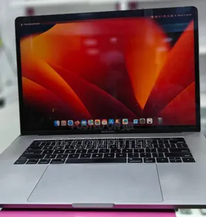 Photo - New Laptop Apple MacBook Pro 2017 16GB Intel Core I7 SSD 1T