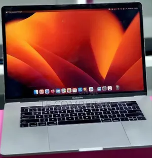 New Laptop Apple MacBook Pro 2017 16GB Intel Core I7 SSD 1T