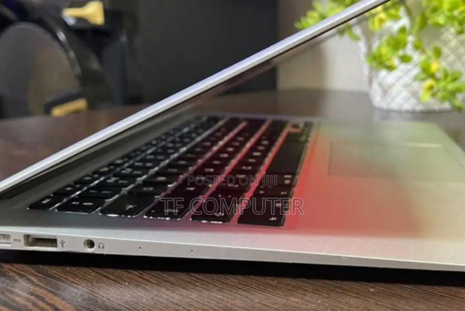 New Laptop Apple MacBook Air 2018 4GB Intel Core I5 SSD 256GB