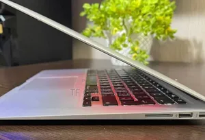 New Laptop Apple MacBook Air 2018 4GB Intel Core I5 SSD 256GB