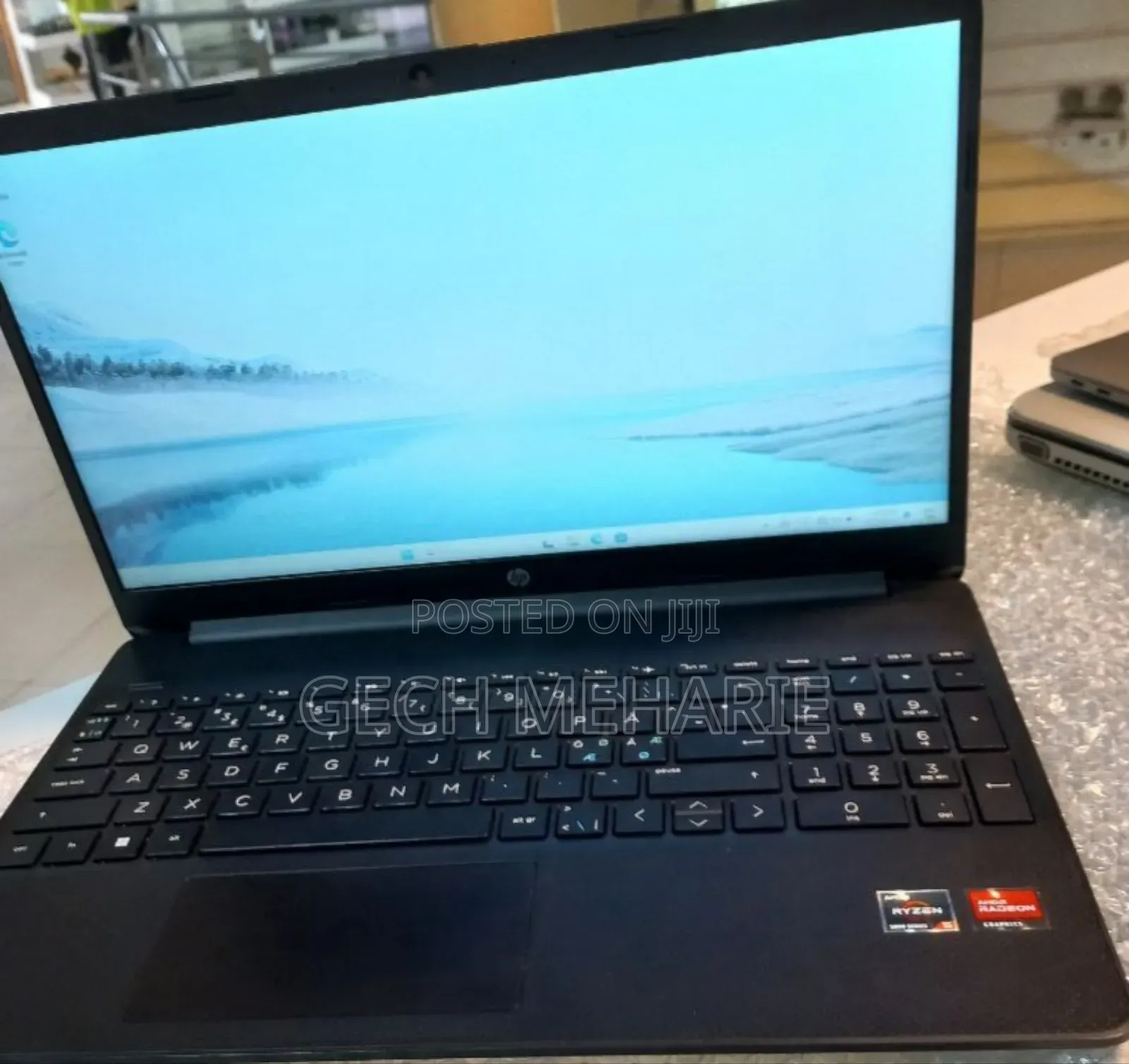 New Laptop HP Stream Notebook 8GB AMD Ryzen 5 SSD 512GB