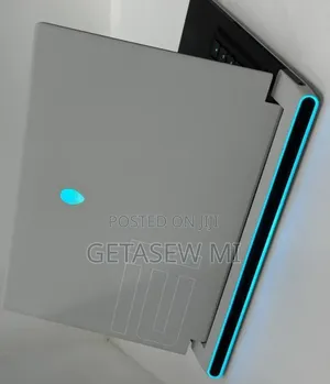 New Laptop Alienware Area-51m 32GB Intel Core I9 SSD 1T