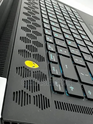 New Laptop Alienware Area-51m 32GB Intel Core I9 SSD 1T